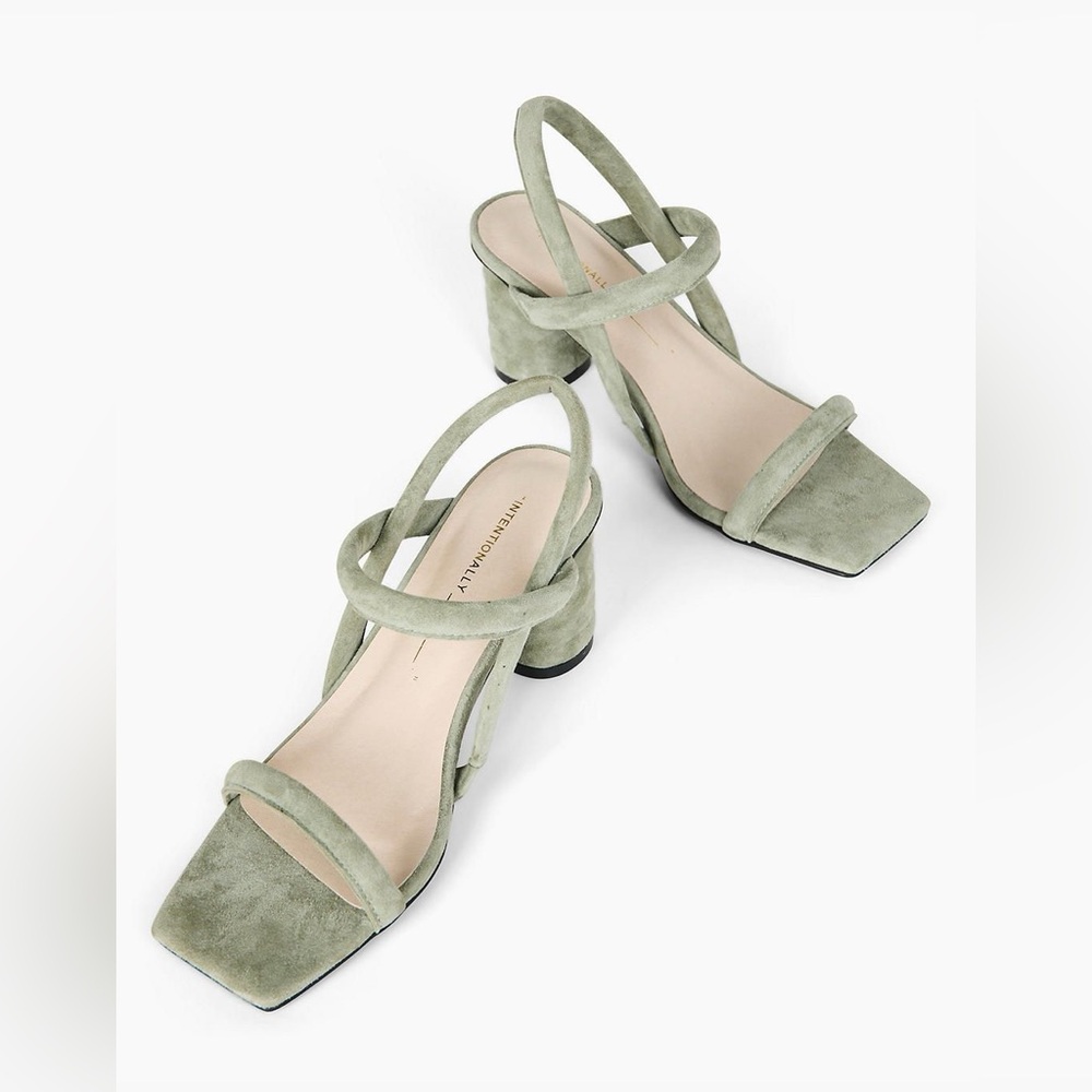 Kifton Suede Heel in Sage